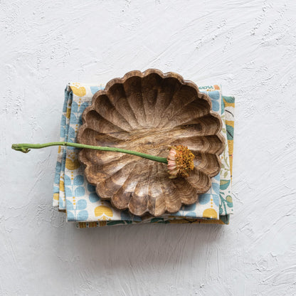 Creative Co-Op Boho Carved Wood Bowl with Scalloped Edge, Natural