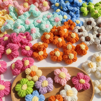 HMDIUM Crochet Flowers, 100Pcs，Handmade Puff Yarn Embellishments for DIY Crafts, Hair Headbands, Hats, and Clothing Accessories - Add a Unique Touch to Your Scrapbooking Projects