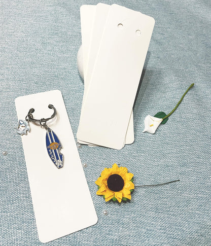 SHOLIFAS 120 Set Keychain Display Card with Self-Sealing Bags, Keychain Packaging Keyring Jewelry Holder Display (White 5.9X2inch)