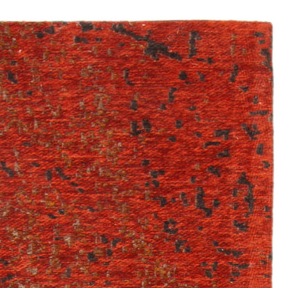 SAFAVIEH Classic Vintage Collection Accent Rug - 4' x 6', Rust & Brown, Distressed Design, Non-Shedding & Easy Care, Ideal for High Traffic Areas in Entryway, Living Room, Bedroom (CLV222A)