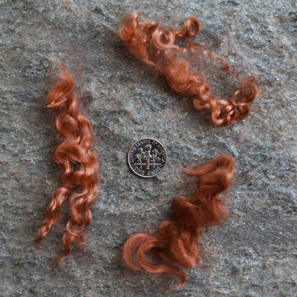 Real Mohair Locks. Organic Hand Dyed Wool Fiber for Doll Hair and Wigs, Felting, Blending, Spinning, Wallhangings and Embellishments. Caramel, 1 Ounce (28g)
