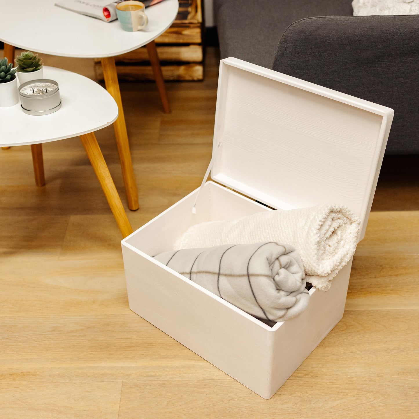Creative Deco Large White Wooden Box Storage with Hinged Lid | 15.8x11.8x9.44in (+-0.5) | Keepsake Gift Box Storage Document | Wood Chest Trunk PRODUCT NOT INTENDED FOR 15 YEARS OR BELOW