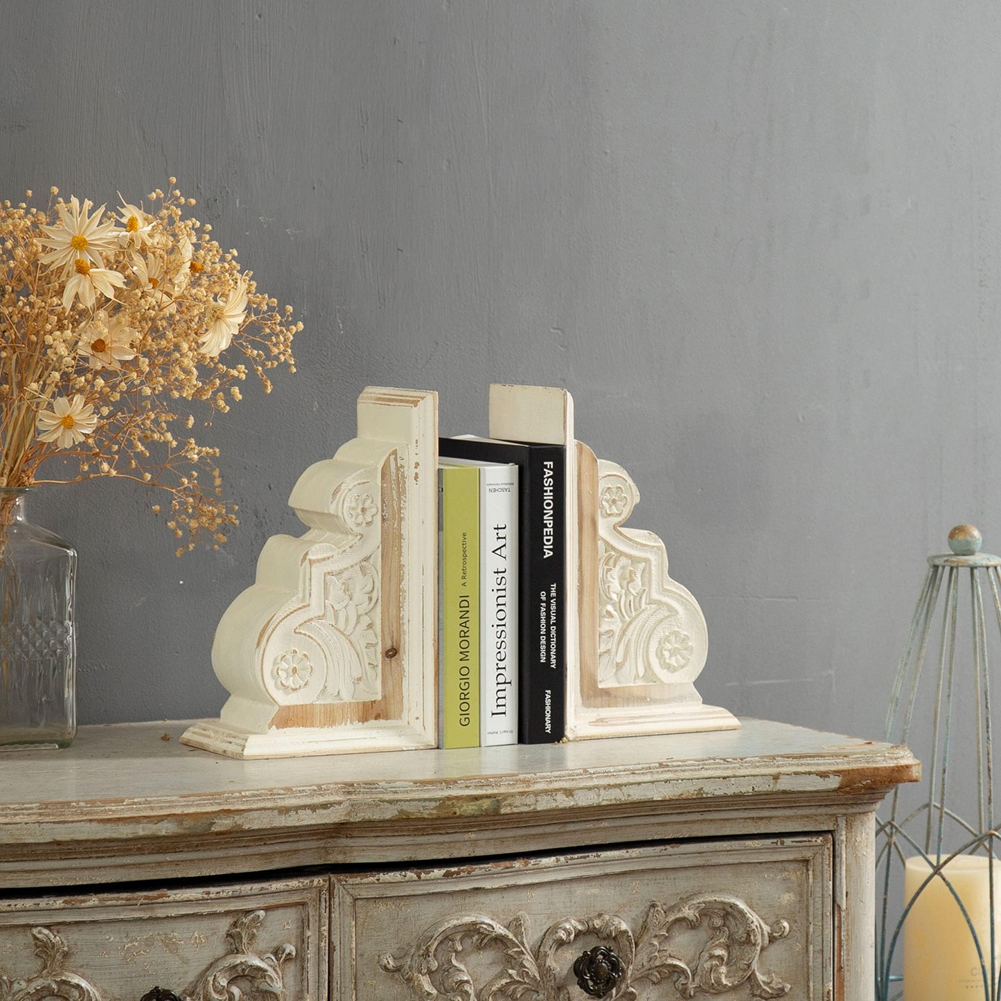 1 Pair Rustic Distressed Finish Wood Bookends, White Bookends Decorative Unique, Carved Pattern Farmhouse Book Ends for Shelves, Bookend for Heavy Books, Wooden Corbels for Home Room Decor