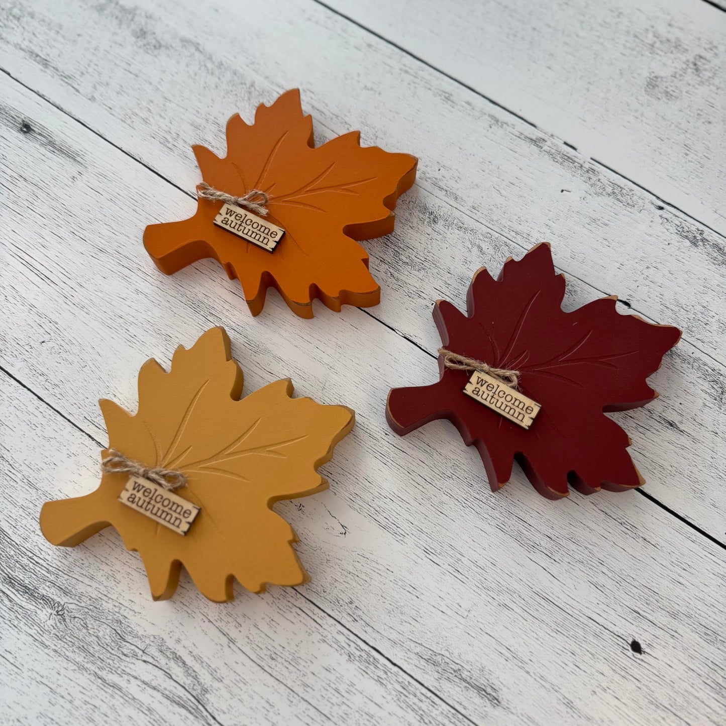 Fall Leaf Shelf Sitter, Chunky Wooden Autumn Decor for Tiered Tray Displays, Rustic Harvest Tabletop Accent Thanksgiving Mantel Decoration (Yellow)
