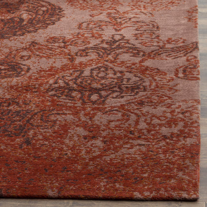 SAFAVIEH Classic Vintage Collection Accent Rug - 4' x 6', Rust & Brown, Distressed Design, Non-Shedding & Easy Care, Ideal for High Traffic Areas in Entryway, Living Room, Bedroom (CLV222A)