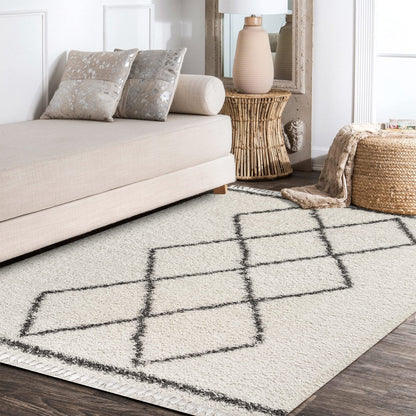JONATHAN Y Mercer Shag Plush Tassel Cream/Gray Indoor Area Rug, 5x8, Moroccan Geometric Trellis, Bohemian, Easy-Cleaning for Living Room, Bedroom, Kitchen, Pet Friendly, Non-Shedding (MCR103B-5)