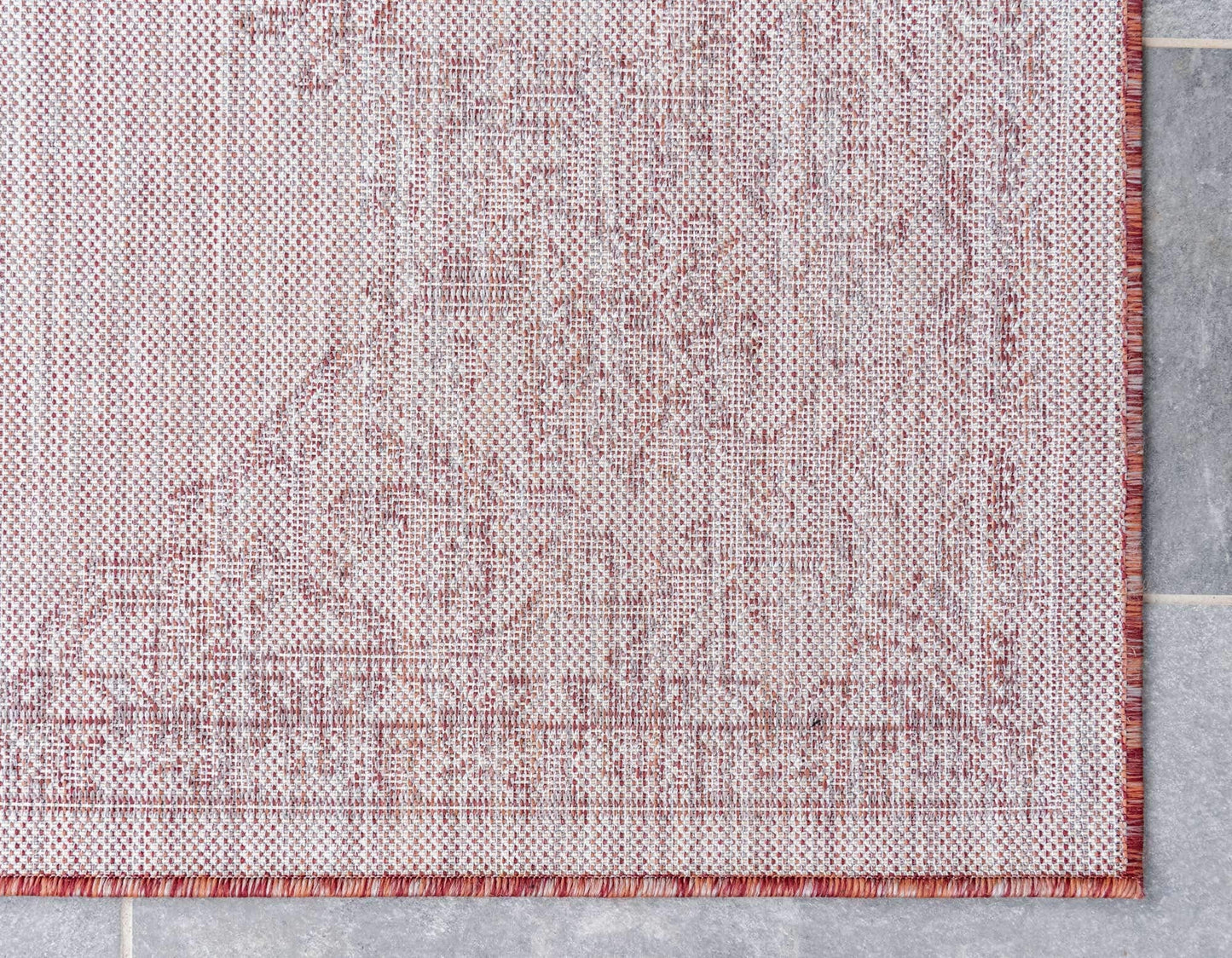 Unique Loom Outdoor Traditional Collection Area Rug - Antique (4' 1" x 6' 1" Rectangle, Rust Red/ Gray)