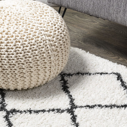 JONATHAN Y Cami Diamond Shag White/Gray Indoor Area Rug, 3x5, Moroccan, Bohemian, Contemporary, Easy-Cleaning for Living Room, Bedroom, Kitchen, Pet Friendly, Non-Shedding (MOH410A-3)