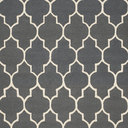 SAFAVIEH Cambridge Collection 8' x 10' Dark Grey/Ivory CAM134X Handmade Moroccan Trellis Premium Wool Area Rug