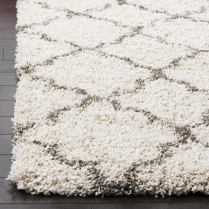 SAFAVIEH Hudson Shag Collection Area Rug - 6' x 9', Ivory & Grey, Moroccan Trellis Design, Non-Shedding & Easy Care, 2-inch Thick Ideal for High Traffic Areas in Living Room, Bedroom (SGH282A)